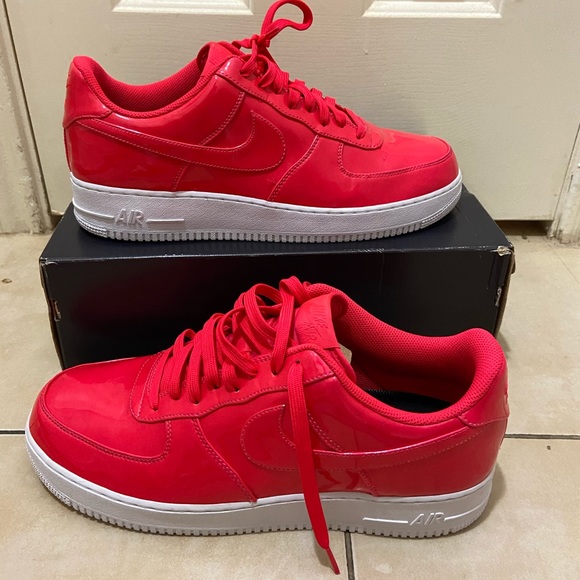 Air Force 1 low ultraviolet siren red - Picture 3 of 9